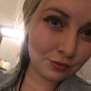 Meet your Posher, Whitney